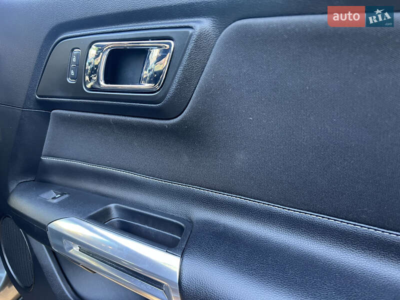 Купе Ford Mustang 2017 в Рівному