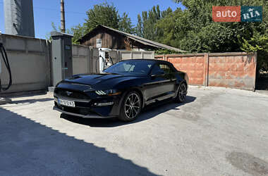 Кабриолет Ford Mustang 2019 в 