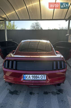 Купе Ford Mustang 2015 в 