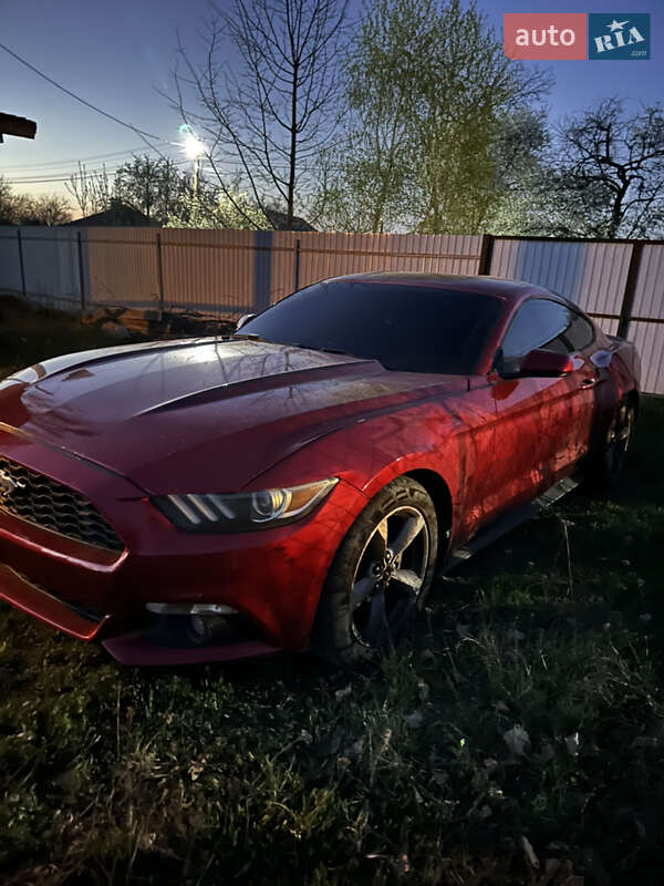 Купе Ford Mustang 2015 в Киеве