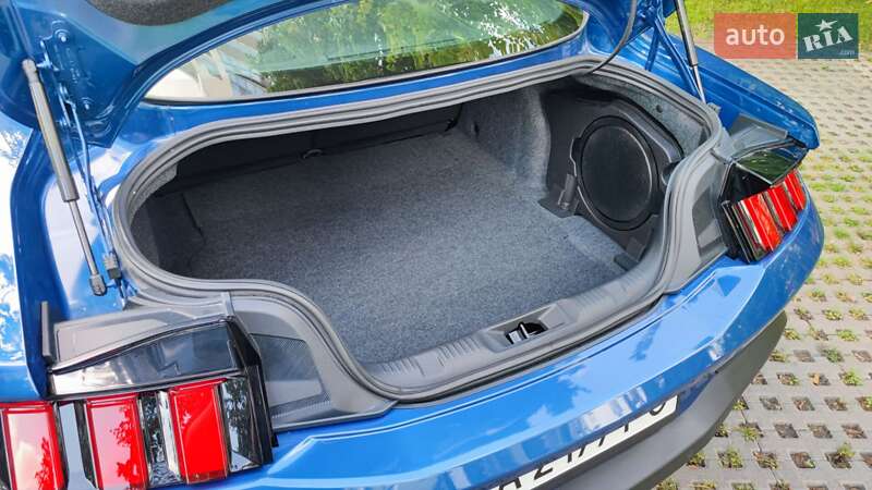 Купе Ford Mustang 2024 в Києві