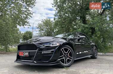Кабриолет Ford Mustang 2019 в 