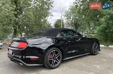 Кабриолет Ford Mustang 2019 в 