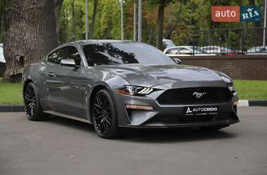 Купе Ford Mustang 2022 в 