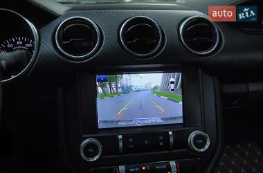 Купе Ford Mustang 2022 в 