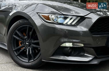 Купе Ford Mustang 2016 в 