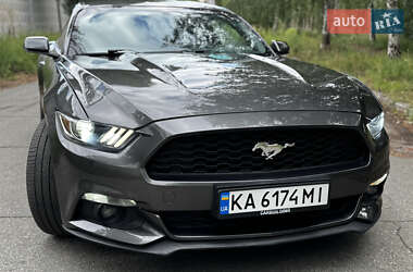 Купе Ford Mustang 2016 в 