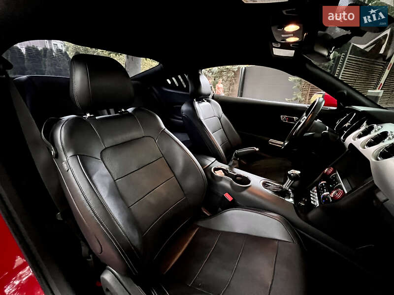 Купе Ford Mustang 2015 в Одесі