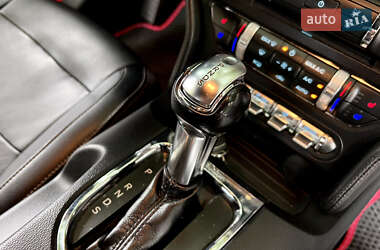 Купе Ford Mustang 2015 в 