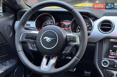 Купе Ford Mustang 2014 в 