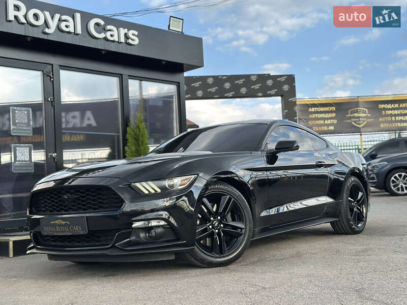 Купе Ford Mustang 2014 в 