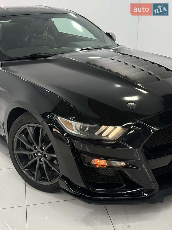 Купе Ford Mustang 2015 в Одесі