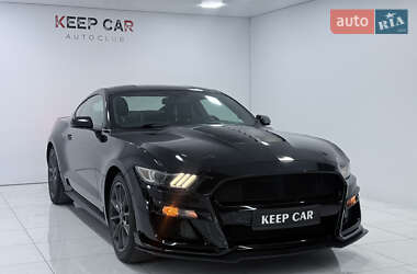Купе Ford Mustang 2015 в 