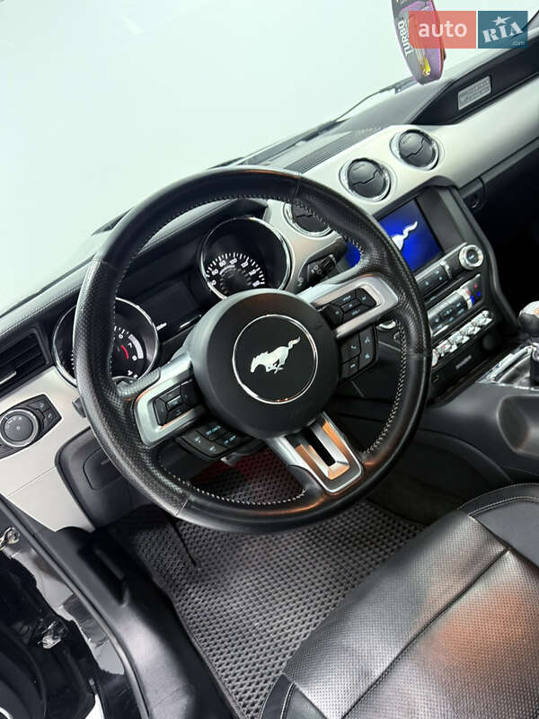 Купе Ford Mustang 2015 в Одесі