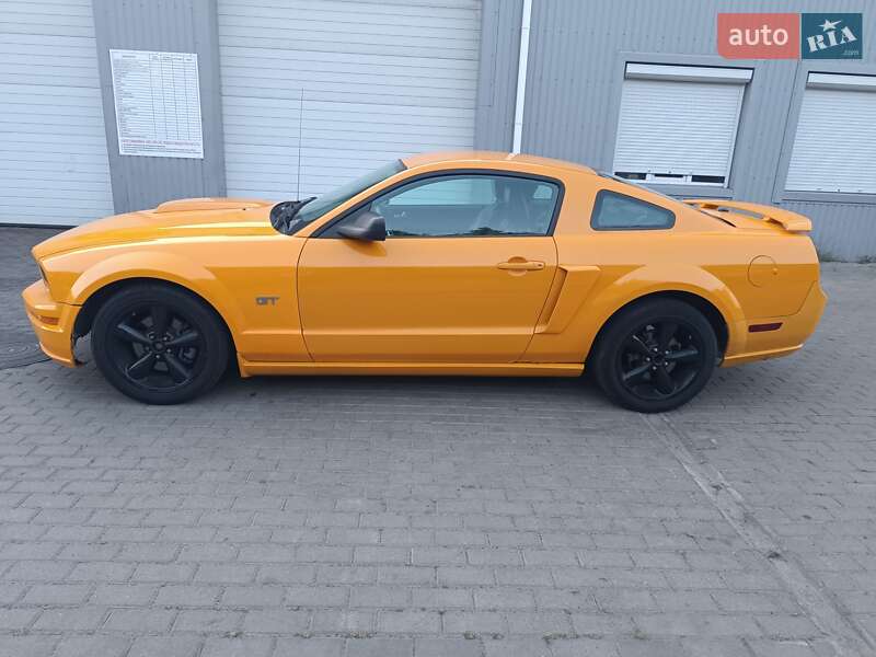 Купе Ford Mustang 2008 в Броварах