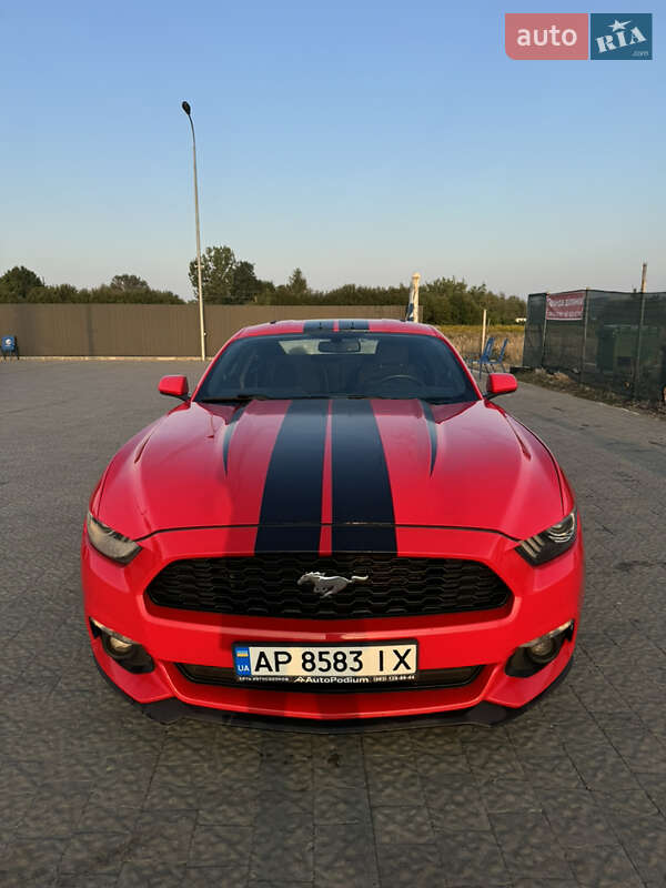 Купе Ford Mustang 2015 в Львове фото 3 Купе Ford Mustang 2015 в Львове