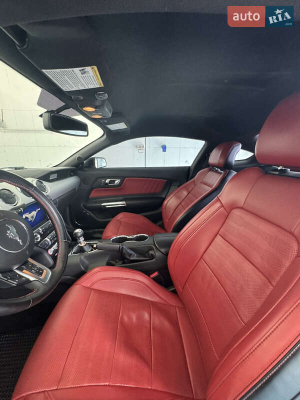 Купе Ford Mustang 2015 в Днепре фото 20 Купе Ford Mustang 2015 в Днепре