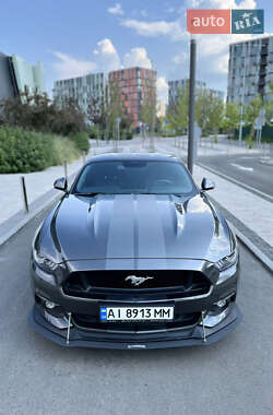 Купе Ford Mustang 2016 в 