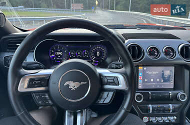 Купе Ford Mustang 2015 в 