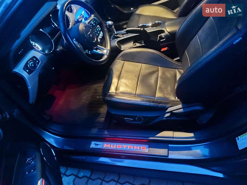Купе Ford Mustang 2017 в Пятихатках фото 12 Купе Ford Mustang 2017 в Пятихатках
