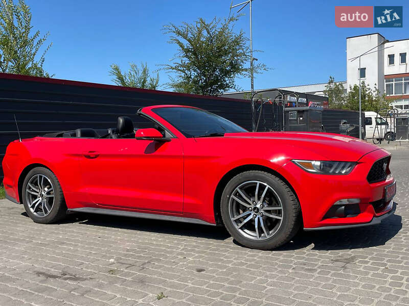 Кабриолет Ford Mustang 2015 в Ковеле