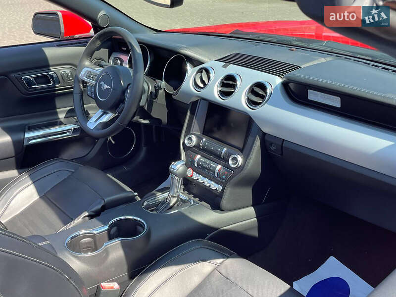 Кабриолет Ford Mustang 2015 в Ковеле