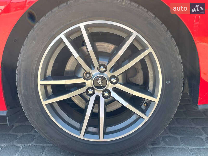 Кабриолет Ford Mustang 2015 в Ковеле