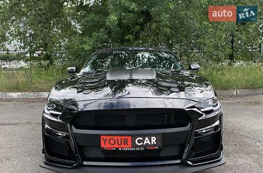 Кабриолет Ford Mustang 2019 в 