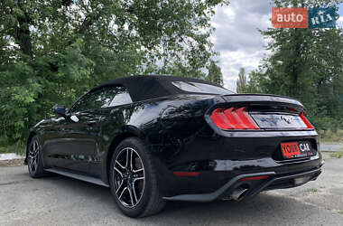 Кабриолет Ford Mustang 2019 в 