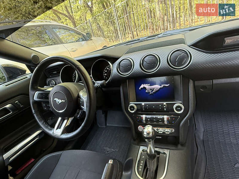 Купе Ford Mustang 2022 в Одесі