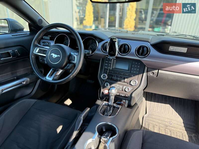 Купе Ford Mustang 2016 в Киеве фото 19 Купе Ford Mustang 2016 в Киеве
