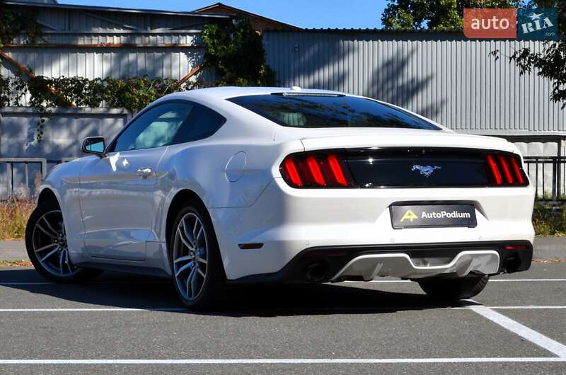 Купе Ford Mustang 2017 в Киеве