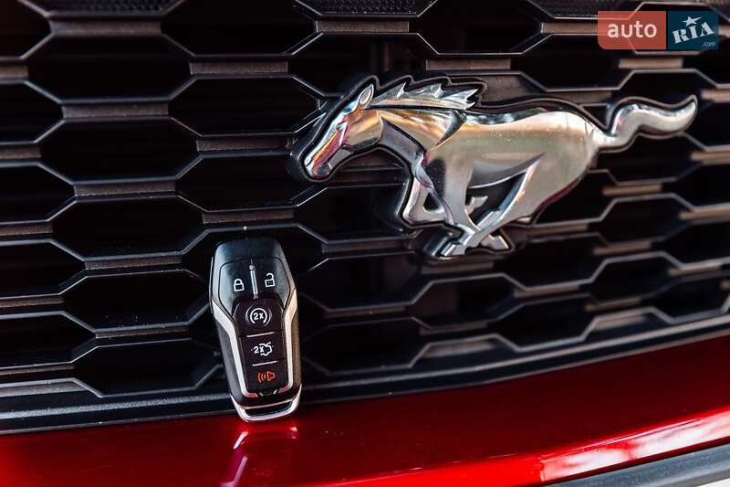Купе Ford Mustang 2015 в Киеве