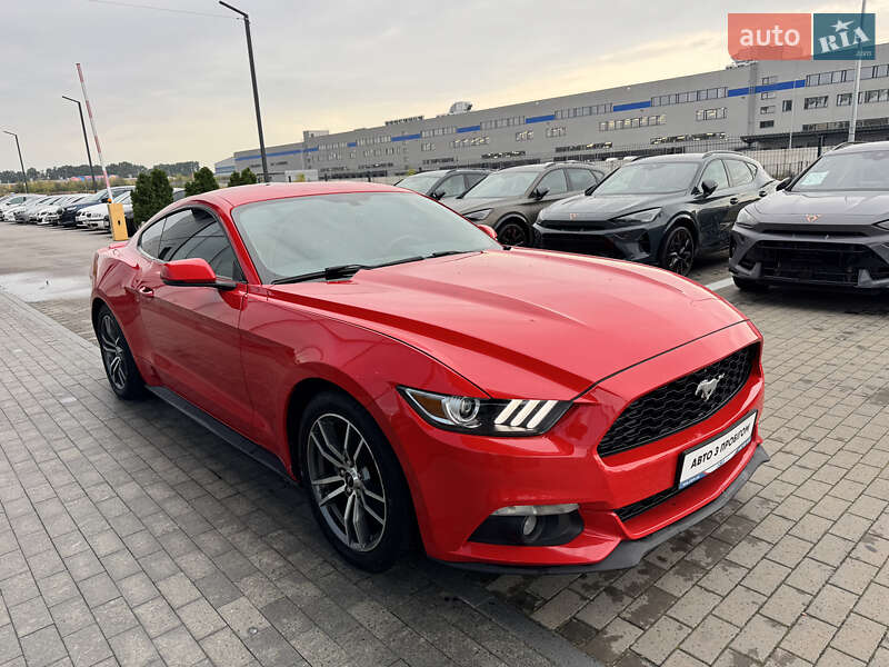 Купе Ford Mustang 2015 в Киеве