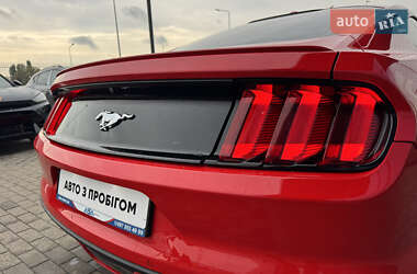 Купе Ford Mustang 2015 в 