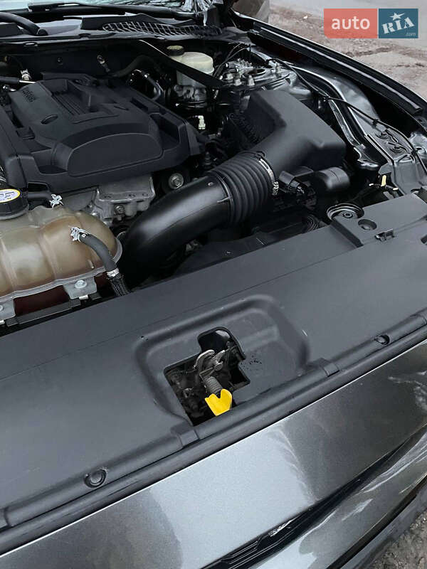 Купе Ford Mustang 2015 в Киеве фото 20 Купе Ford Mustang 2015 в Киеве