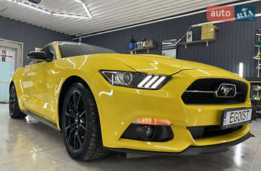 Купе Ford Mustang 2015 в 