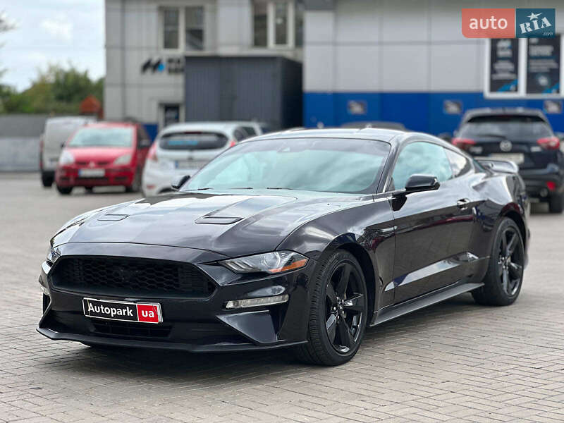 Купе Ford Mustang 2022 в 