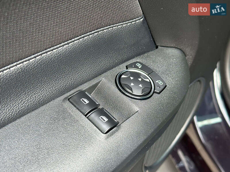 Купе Ford Mustang 2022 в Одессе фото 16 Купе Ford Mustang 2022 в Одессе