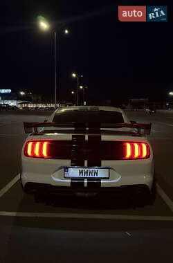 Купе Ford Mustang 2018 в 