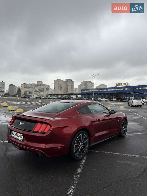 Купе Ford Mustang 2015 в Киеве