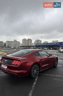 Купе Ford Mustang 2015 в 