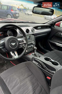 Купе Ford Mustang 2015 в 