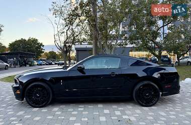 Купе Ford Mustang 2013 в 
