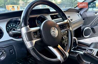 Купе Ford Mustang 2013 в 