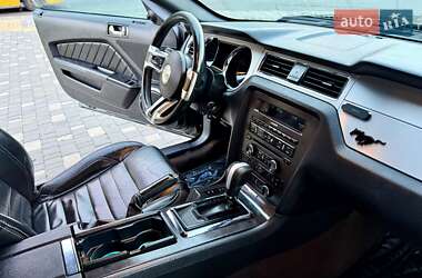 Купе Ford Mustang 2013 в 