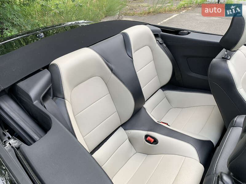 Кабріолет Ford Mustang 2019 в Києві фото 22 Кабріолет Ford Mustang 2019 в Києві