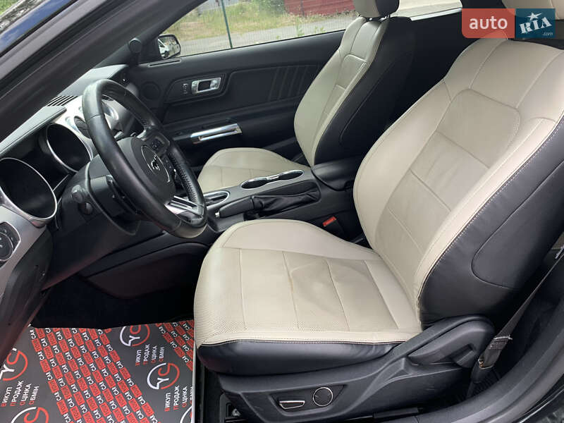 Кабріолет Ford Mustang 2019 в Києві фото 32 Кабріолет Ford Mustang 2019 в Києві