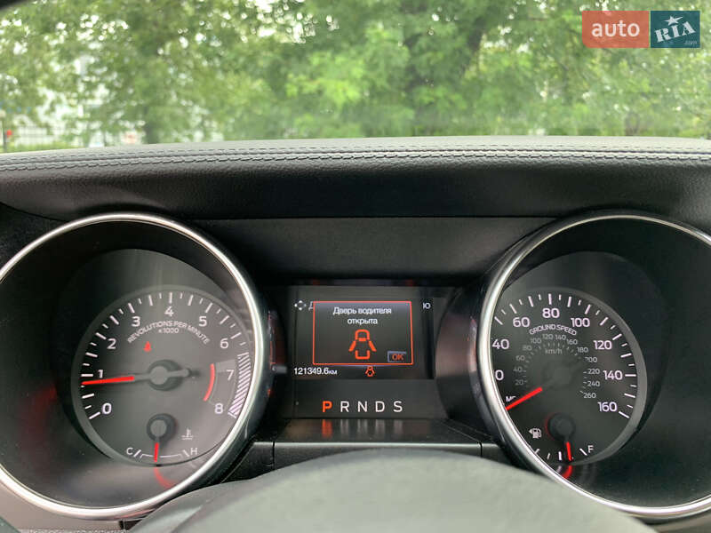 Кабріолет Ford Mustang 2019 в Києві фото 34 Кабріолет Ford Mustang 2019 в Києві