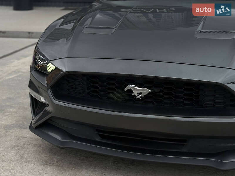 Купе Ford Mustang 2017 в Киеве